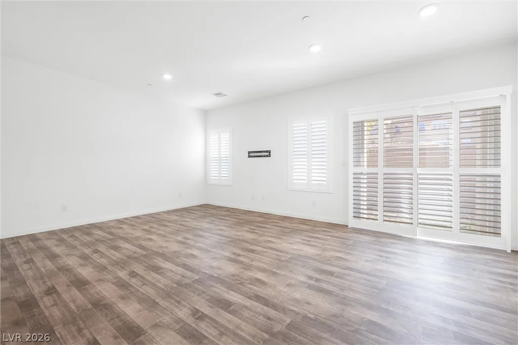 4125 Venus Falls, North Las Vegas, NV 89084
