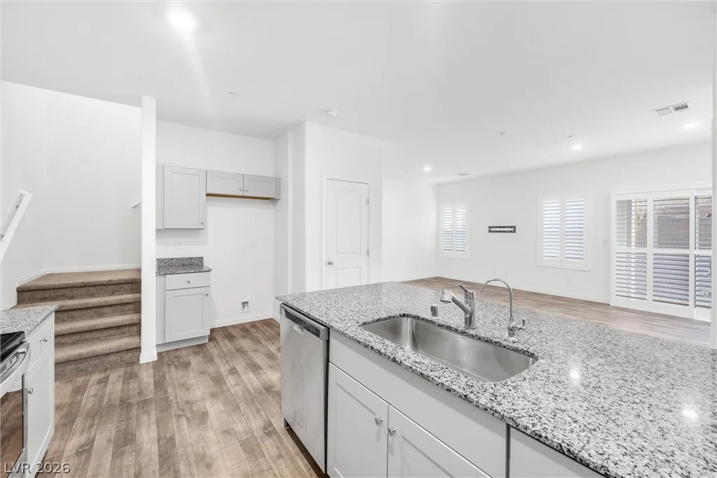 4125 Venus Falls, North Las Vegas, NV 89084