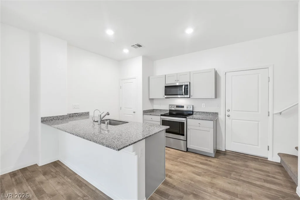 4125 Venus Falls, North Las Vegas, NV 89084