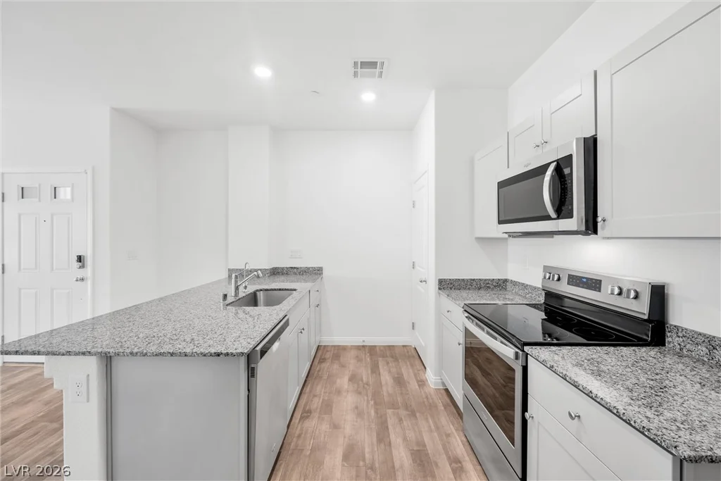 4125 Venus Falls, North Las Vegas, NV 89084