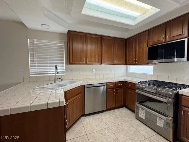 9495 Lenox Crater, Las Vegas, NV 89148