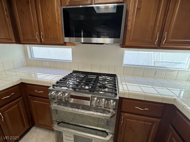 9495 Lenox Crater, Las Vegas, NV 89148