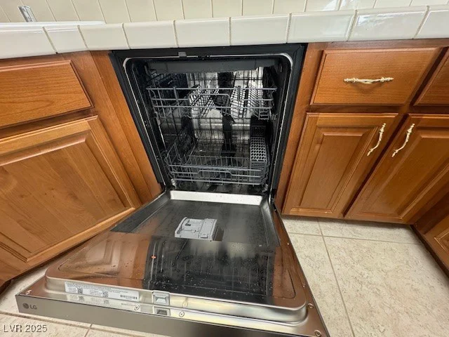 9495 Lenox Crater, Las Vegas, NV 89148
