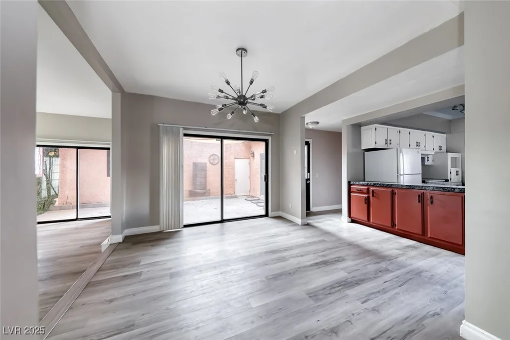 1409 St Louis, Las Vegas, NV 89104