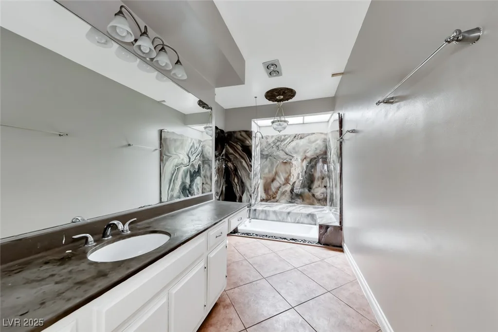 1409 St Louis, Las Vegas, NV 89104