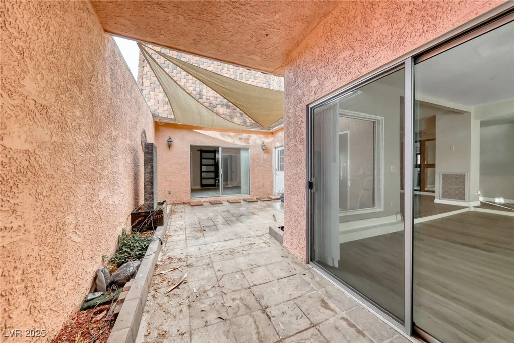 1409 St Louis, Las Vegas, NV 89104