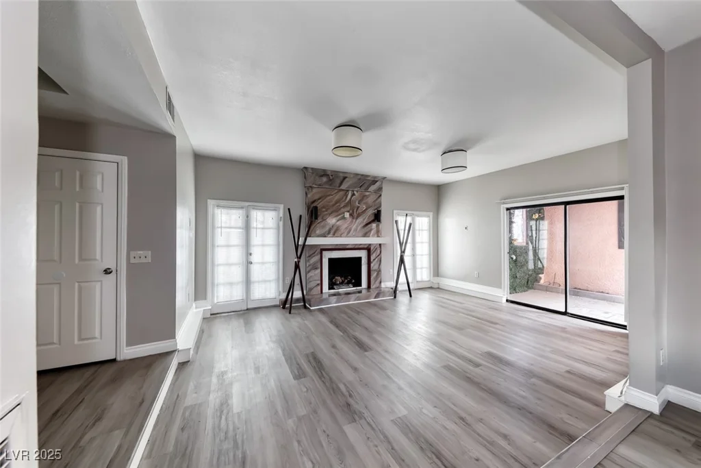 1409 St Louis, Las Vegas, NV 89104