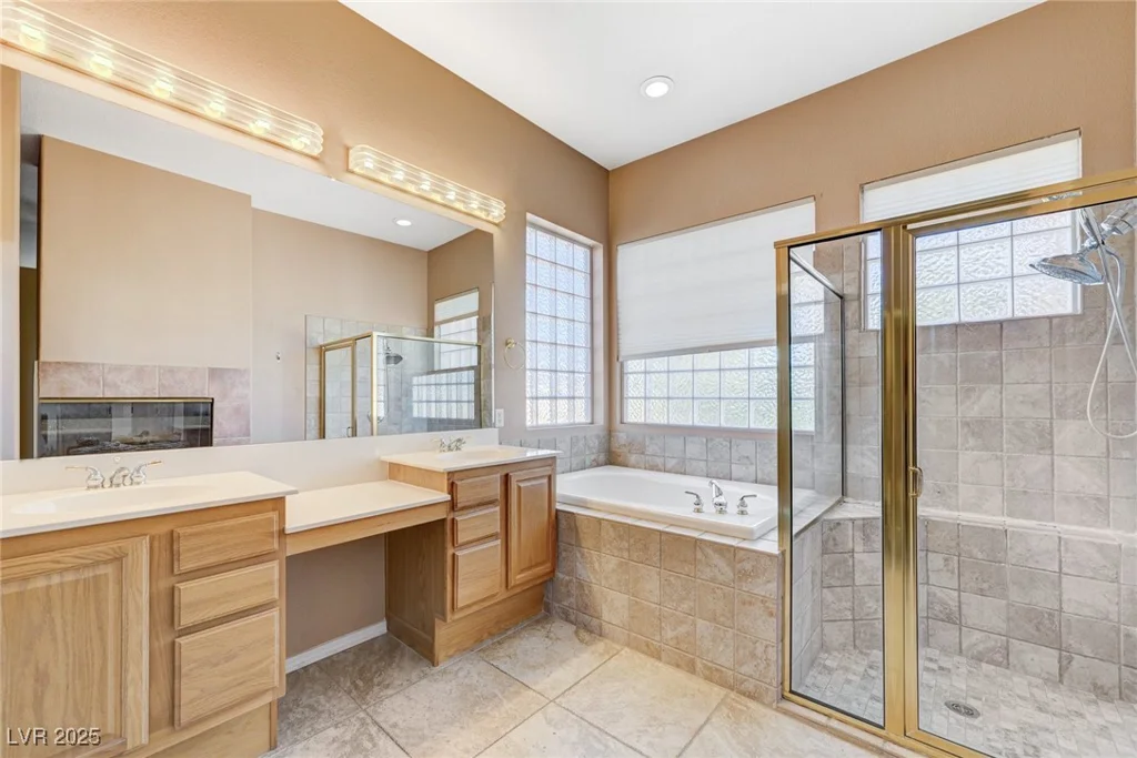 3816 Old Orchard, Las Vegas, NV 89108