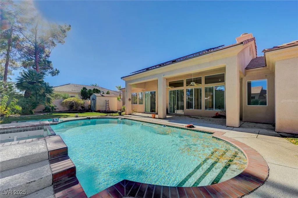3816 Old Orchard, Las Vegas, NV 89108