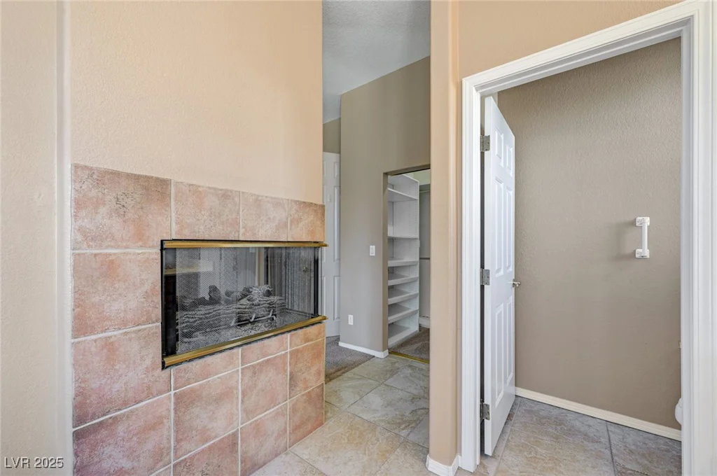 3816 Old Orchard, Las Vegas, NV 89108