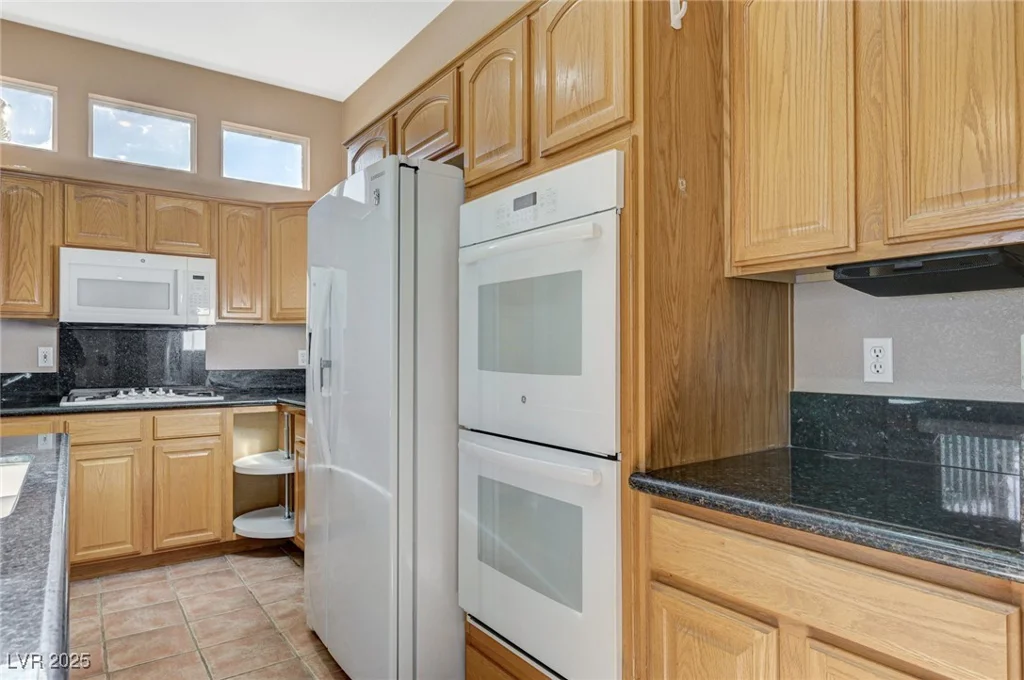 3816 Old Orchard, Las Vegas, NV 89108