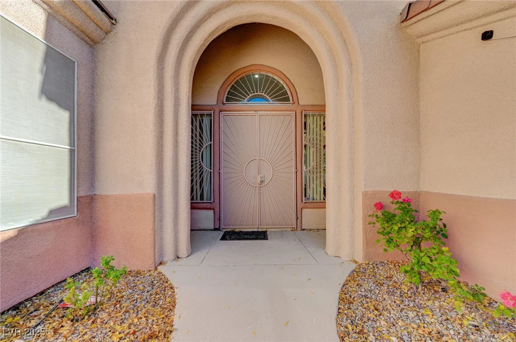 3816 Old Orchard, Las Vegas, NV 89108