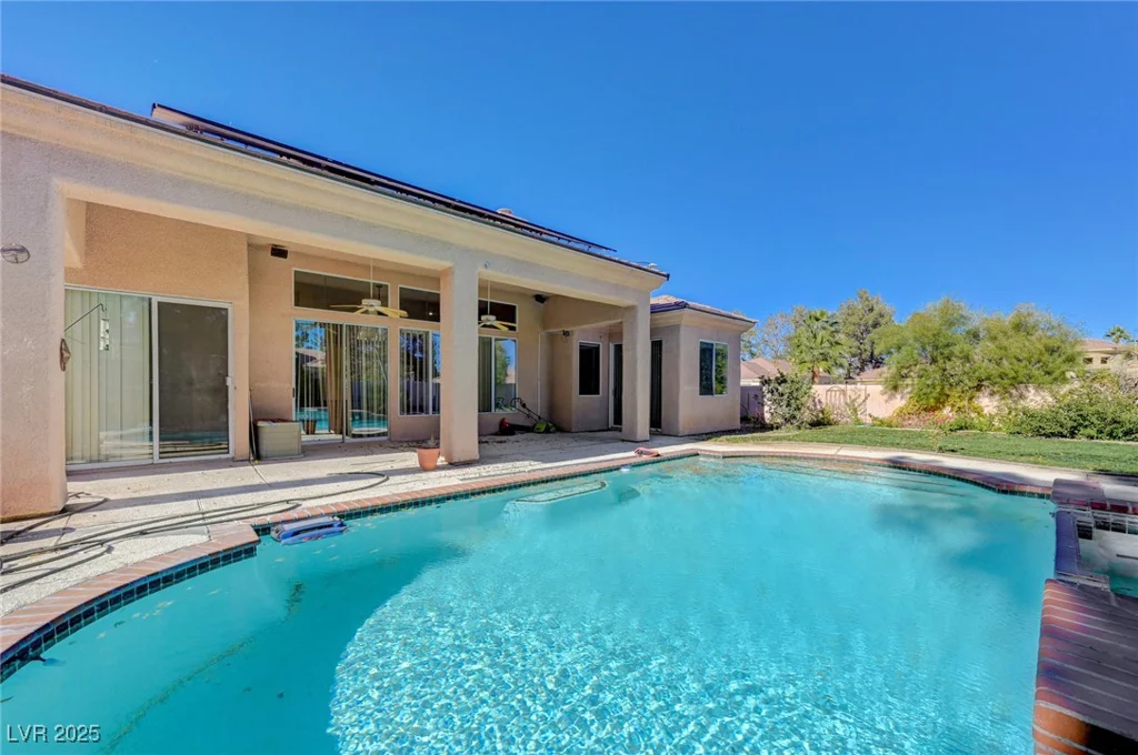 3816 Old Orchard, Las Vegas, NV 89108