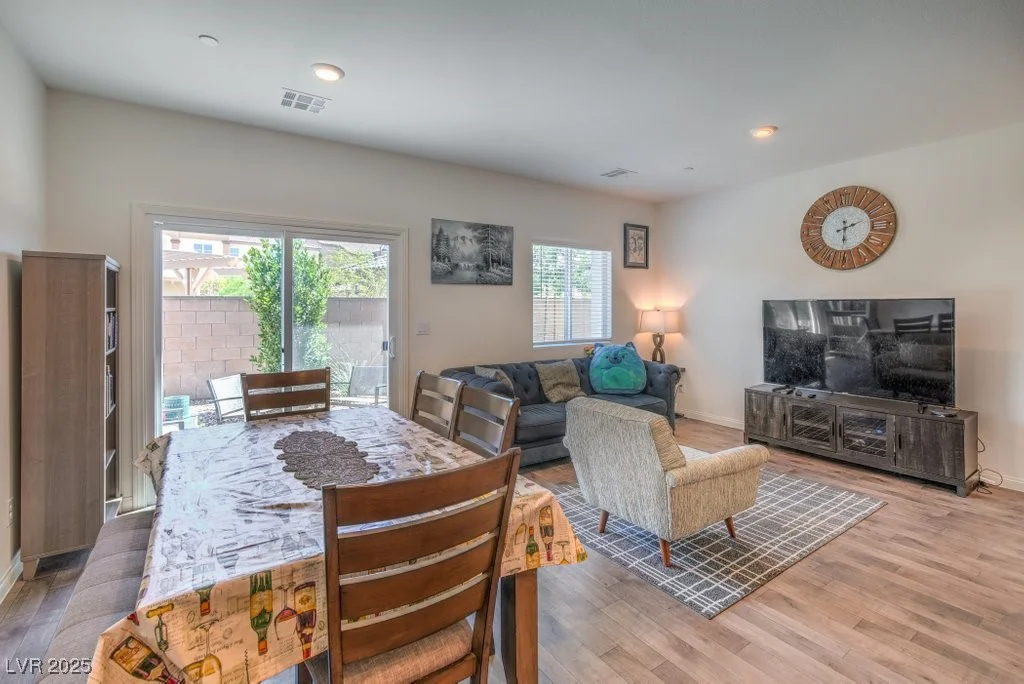 4209 Venus Falls, North Las Vegas, NV 89084