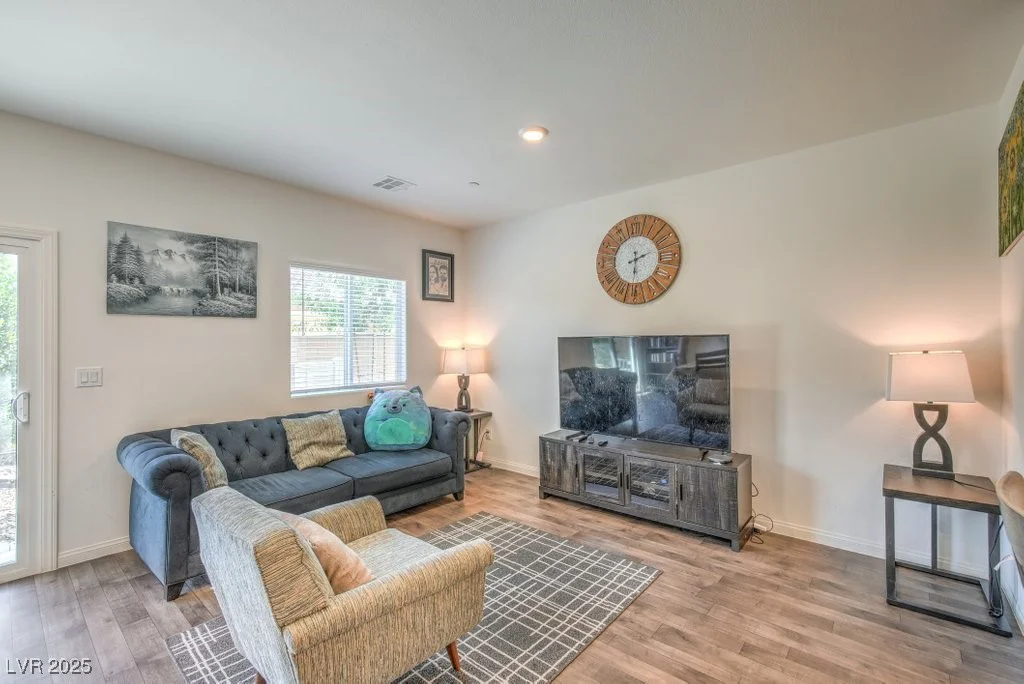 4209 Venus Falls, North Las Vegas, NV 89084