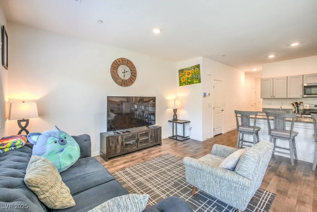 4209 Venus Falls, North Las Vegas, NV 89084