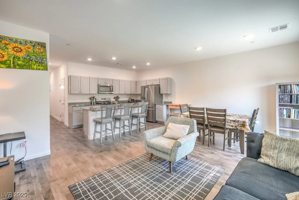 4209 Venus Falls, North Las Vegas, NV 89084