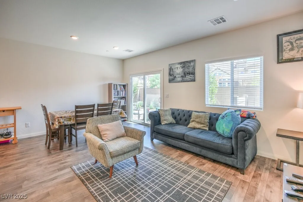 4209 Venus Falls, North Las Vegas, NV 89084