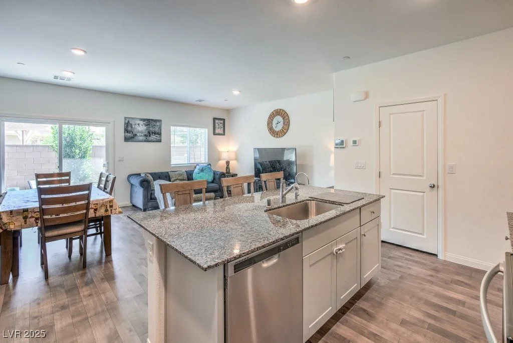 4209 Venus Falls, North Las Vegas, NV 89084