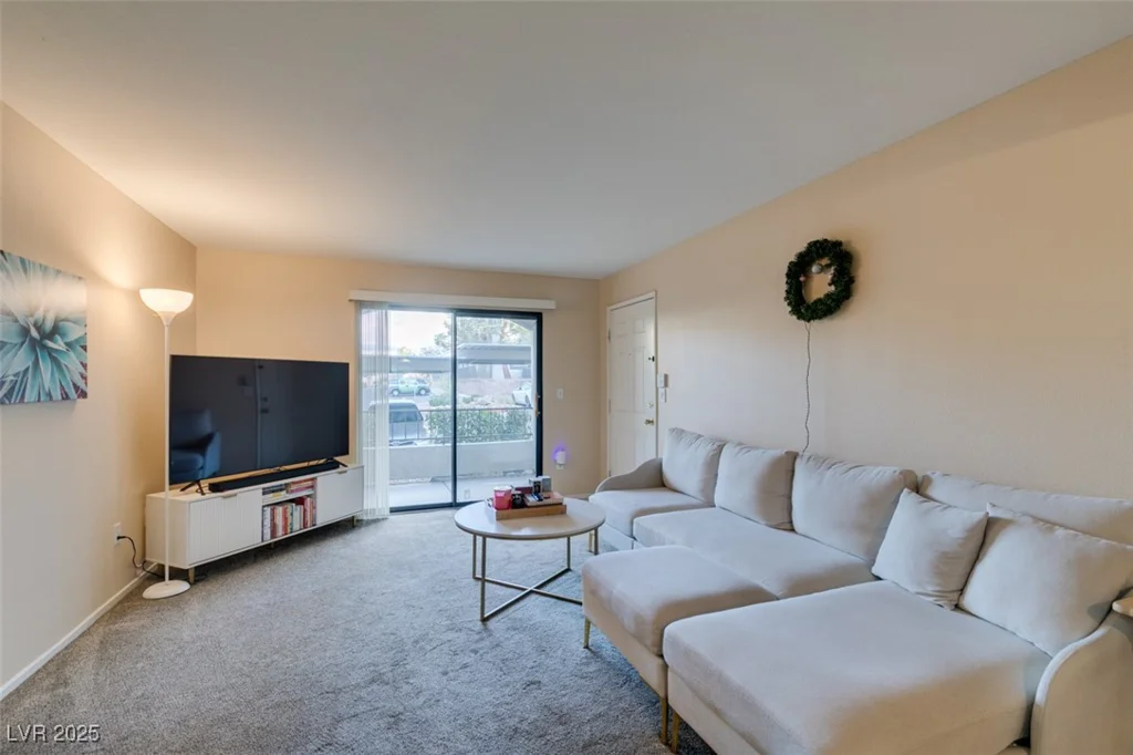 950 Seven Hills, Henderson, NV 89052