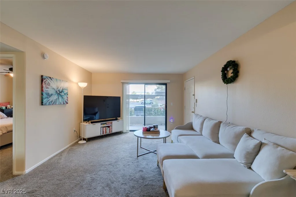 950 Seven Hills, Henderson, NV 89052