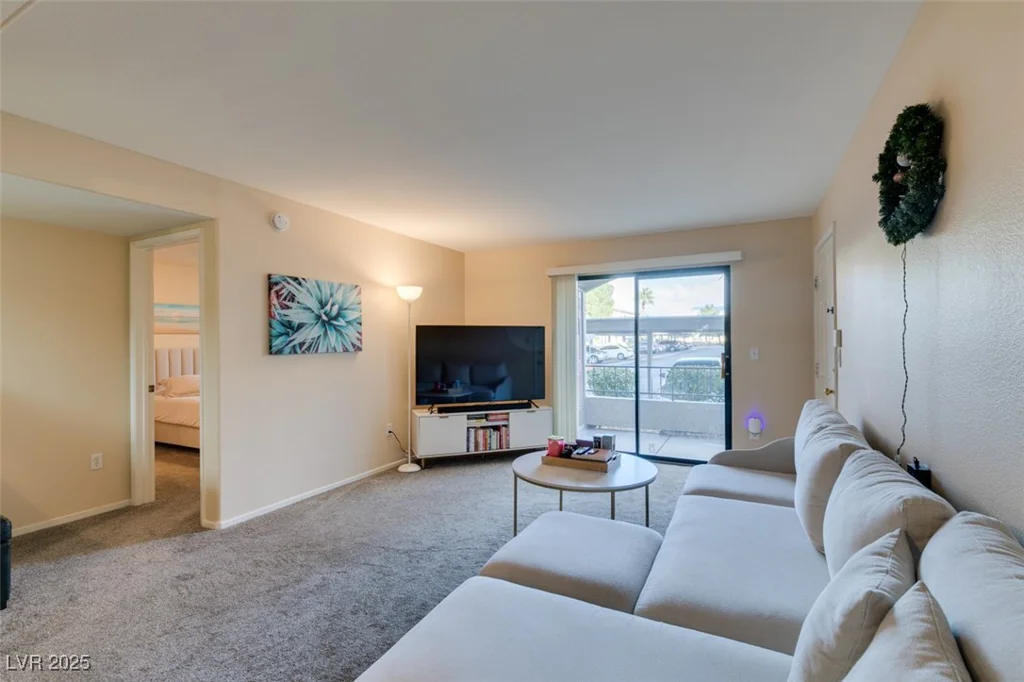 950 Seven Hills, Henderson, NV 89052