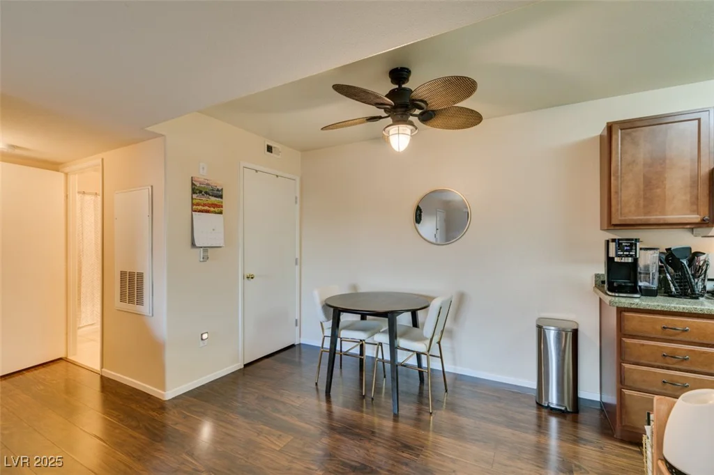 950 Seven Hills, Henderson, NV 89052