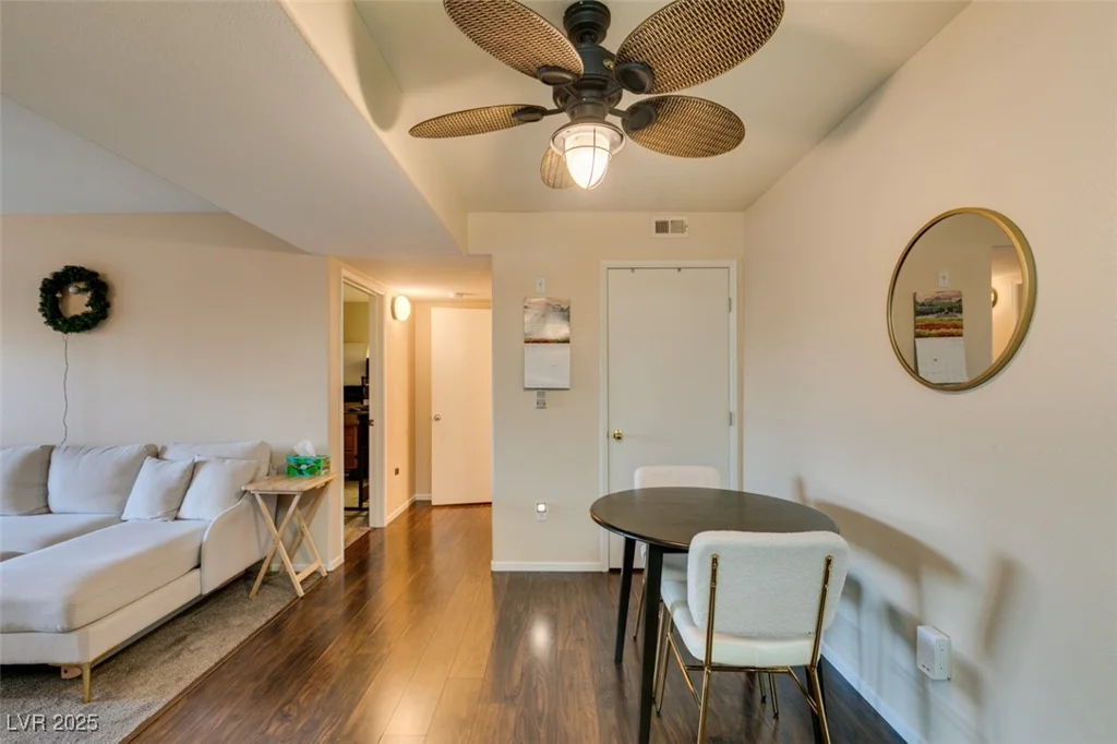 950 Seven Hills, Henderson, NV 89052