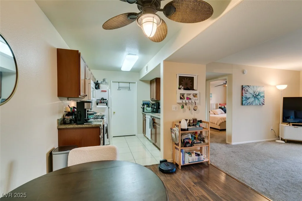 950 Seven Hills, Henderson, NV 89052