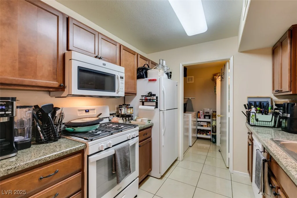 950 Seven Hills, Henderson, NV 89052