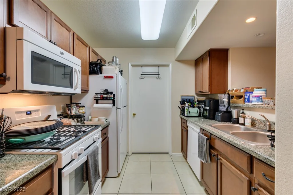 950 Seven Hills, Henderson, NV 89052