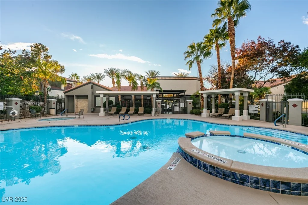950 Seven Hills, Henderson, NV 89052