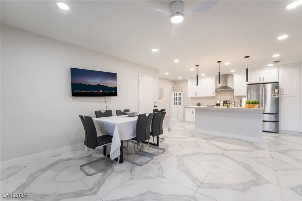 2200 Fort Apache, Las Vegas, NV 89117