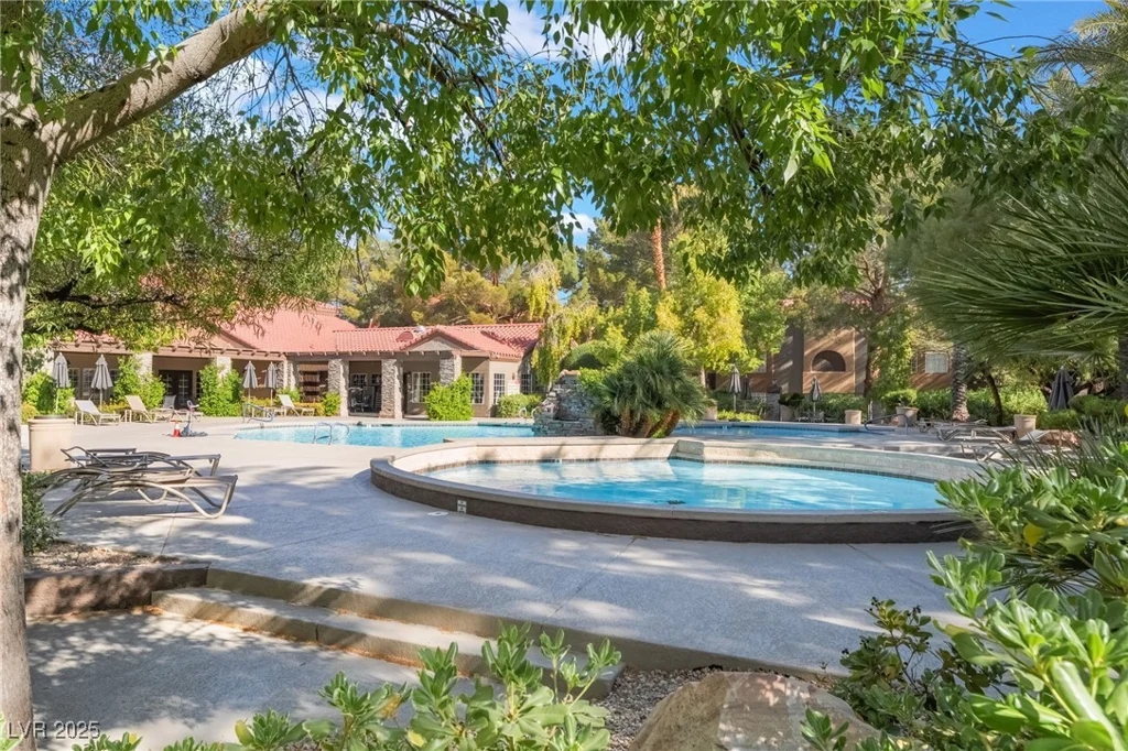 2200 Fort Apache, Las Vegas, NV 89117