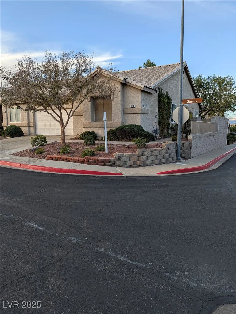 1194 Simms, Henderson, NV 89074