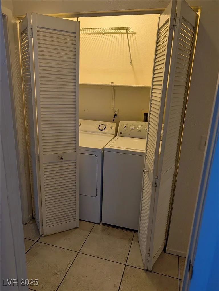 1194 Simms, Henderson, NV 89074