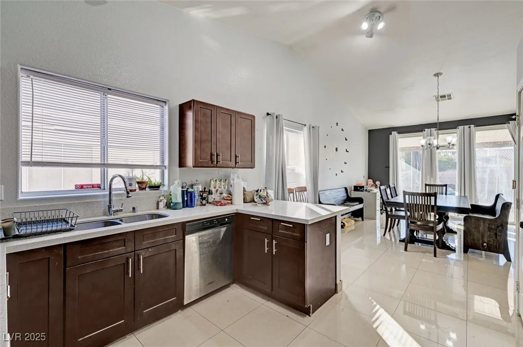 8601 Stone Harbor, Las Vegas, NV 89145