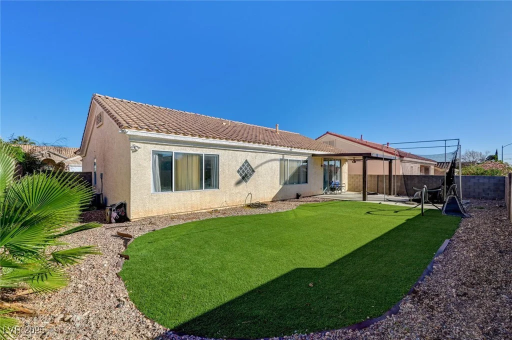 8601 Stone Harbor, Las Vegas, NV 89145