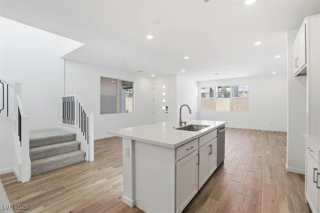 1477 Hopeful Lark, Las Vegas, NV 89138