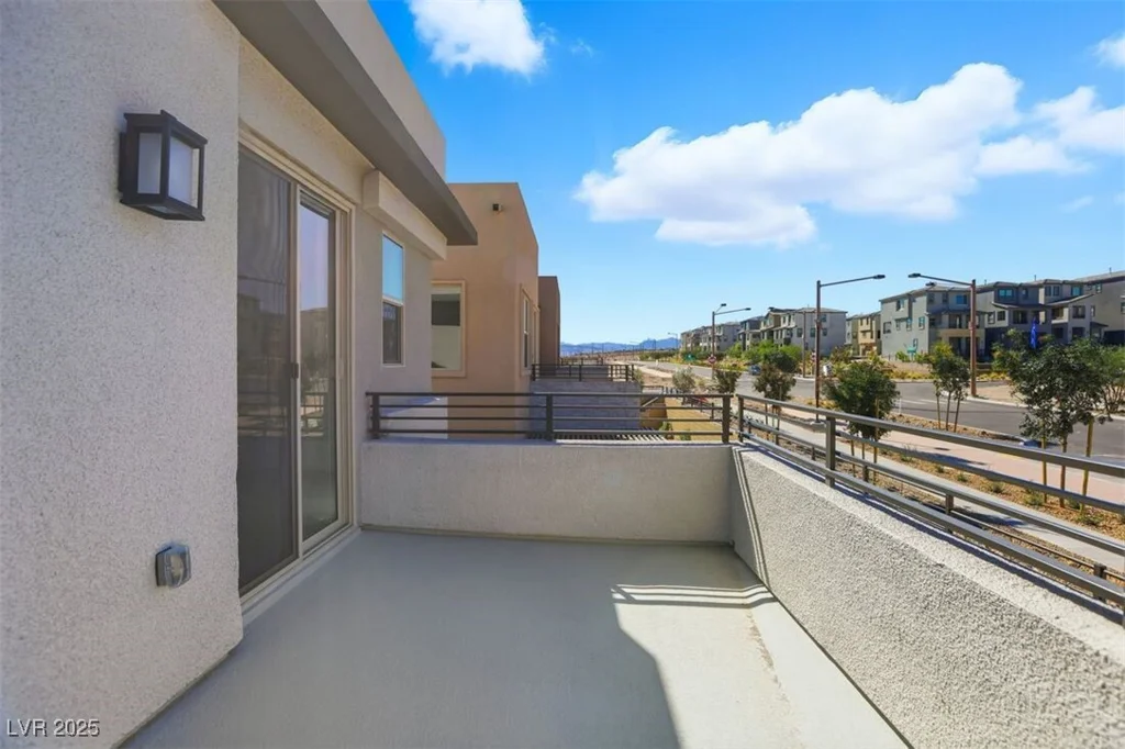 1477 Hopeful Lark, Las Vegas, NV 89138