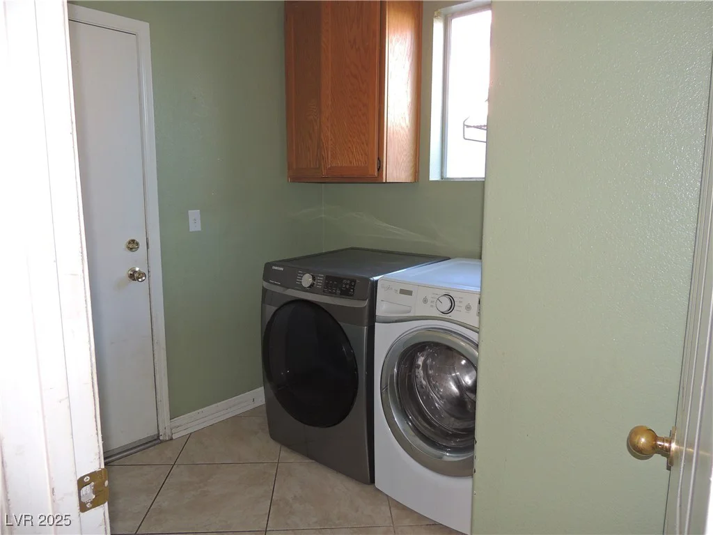 2060 Fallsburg, Henderson, NV 89002