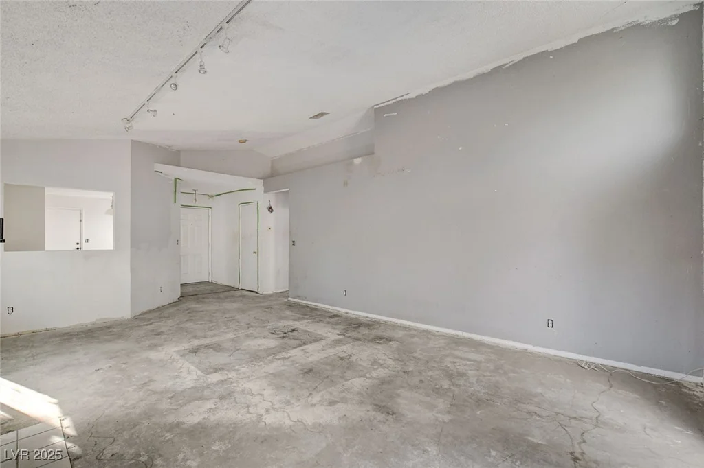 2806 Secret Canyon, Henderson, NV 89074