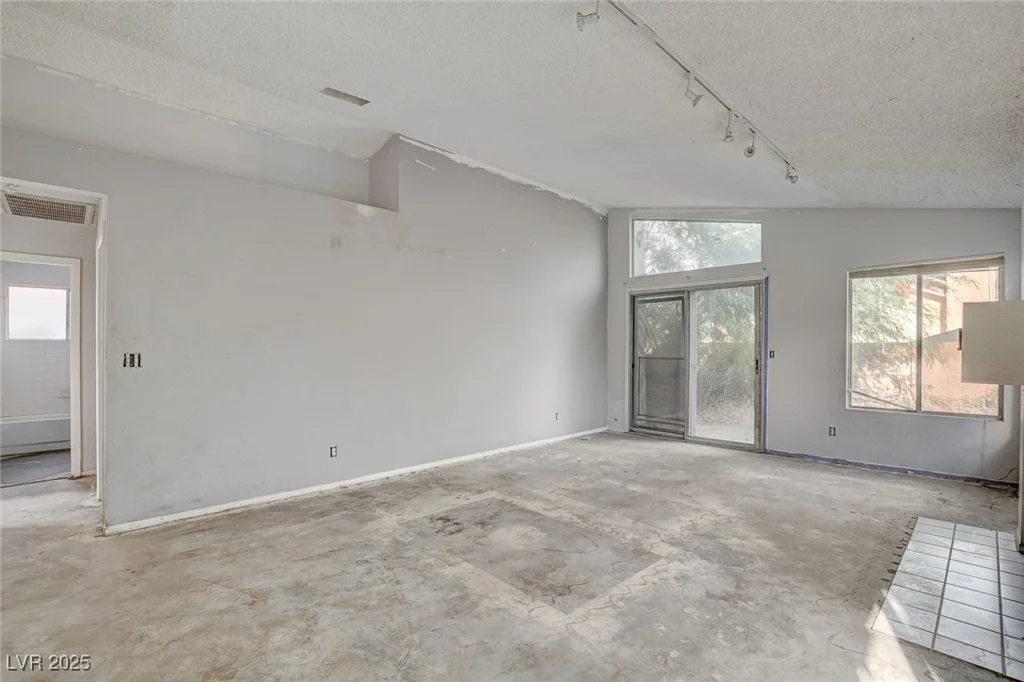 2806 Secret Canyon, Henderson, NV 89074