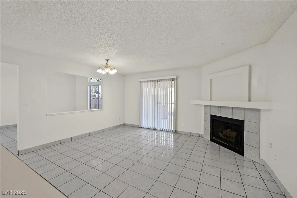 5832 Ballinger, Las Vegas, NV 89142