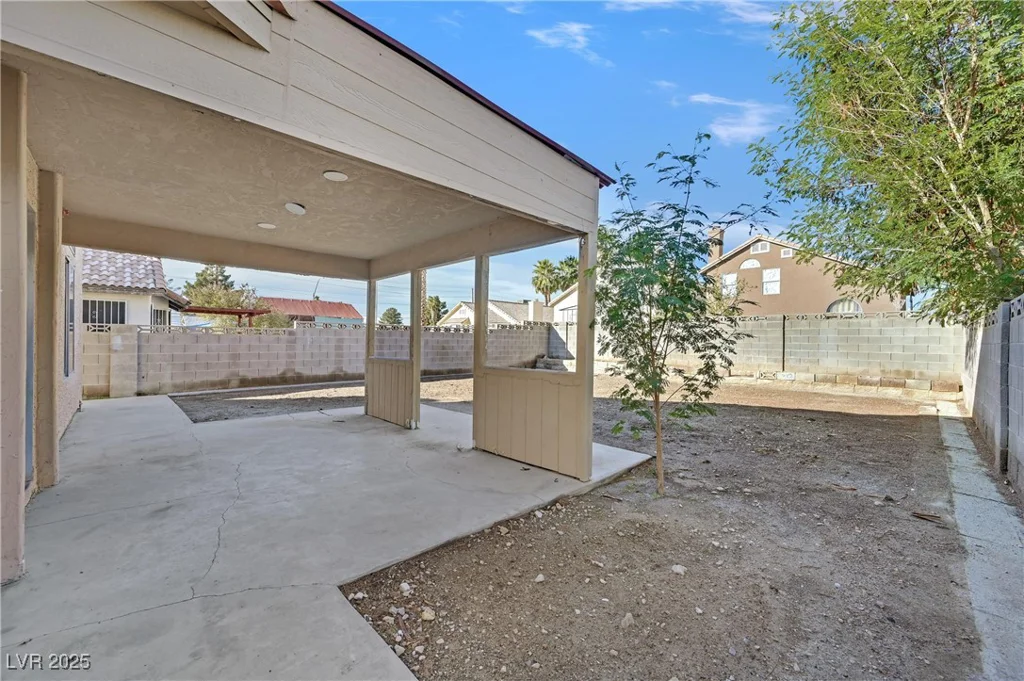 5832 Ballinger, Las Vegas, NV 89142