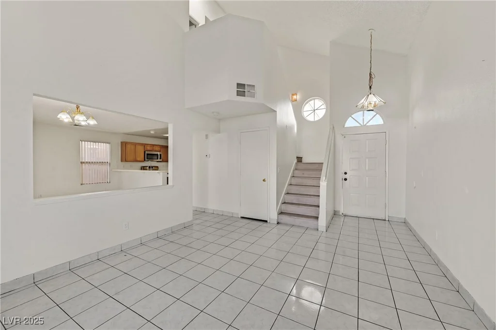 5832 Ballinger, Las Vegas, NV 89142
