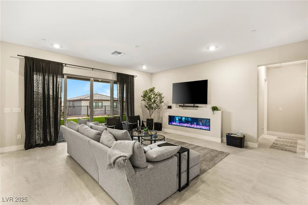 230 Cactus Sunrise, Las Vegas, NV 89138