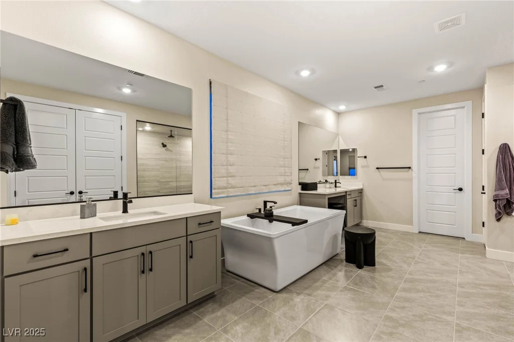 230 Cactus Sunrise, Las Vegas, NV 89138