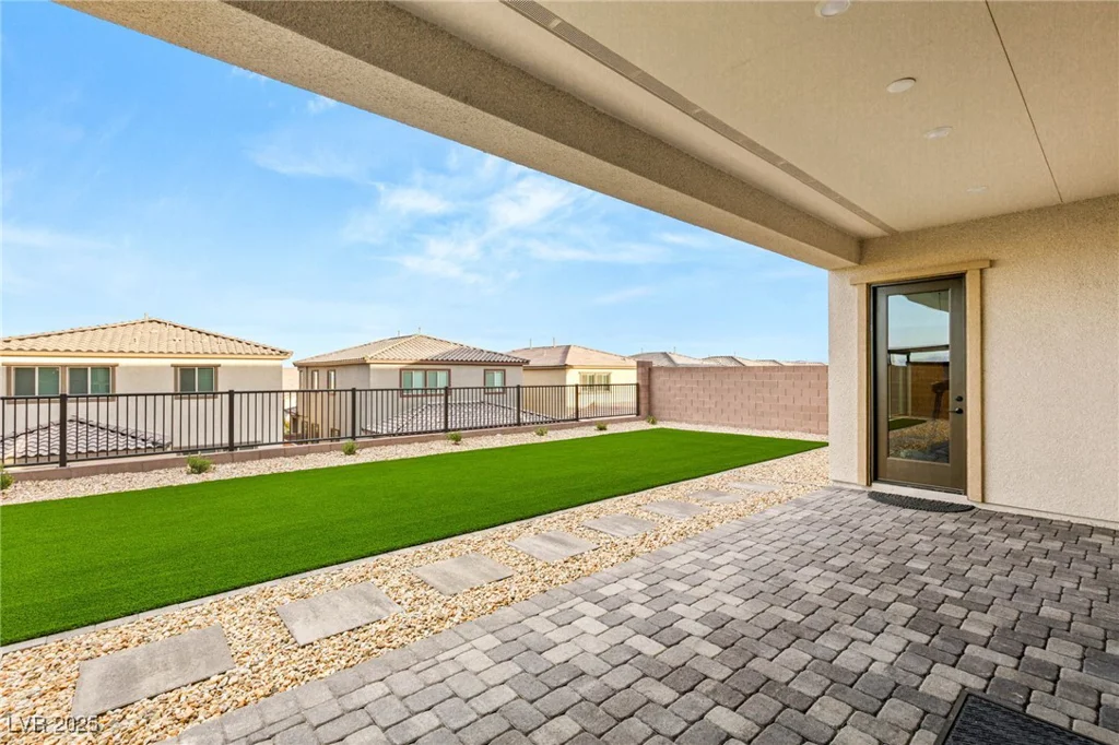230 Cactus Sunrise, Las Vegas, NV 89138