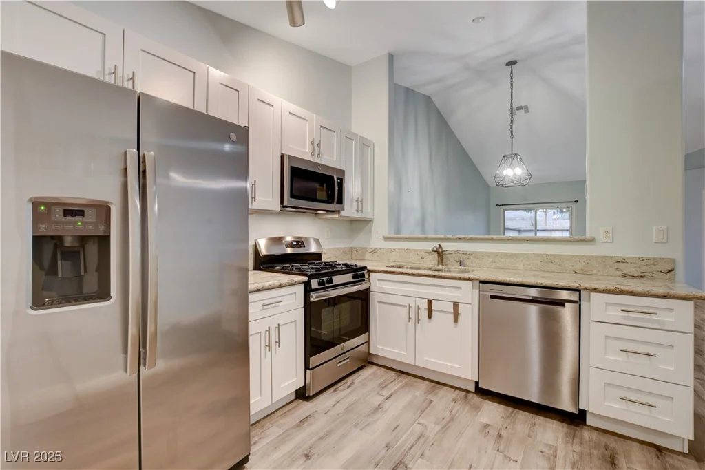 393 Blanca Springs, Henderson, NV 89014